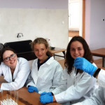 Powiększ zdjęcie Zajęcia z chemii grupy 1- 16 września 2021 r. - zdjęcie 5