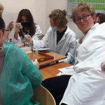 Powiększ zdjęcie Zajęcia laboratoryjne z chemii 7.10.21 gr3- zdjęcie 1