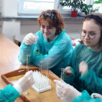 Powiększ zdjęcie Zajęcia laboratoryjne z chemii 7.10.21 gr3- zdjęcie 4