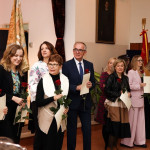 Powiększ zdjęcie Dzień Edukacji Narodowej, Dzień Patrona i Ślubowanie klas pierwszych- zdjęcie 7