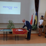 Powiększ zdjęcie Uroczyste rozpoczęcie roku szkolnego 2024/2025 połączone z wręczeniem nowego sztandaru - zdjęcie 20