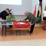 Powiększ zdjęcie Uroczyste rozpoczęcie roku szkolnego 2024/2025 połączone z wręczeniem nowego sztandaru - zdjęcie 21