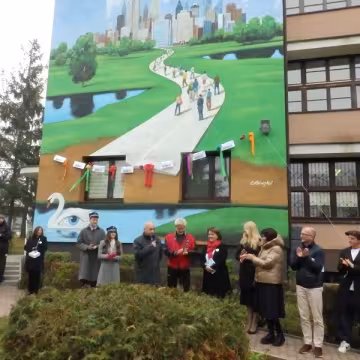 Odsłonięcie EKO-Muralu na I LO w Kielcach